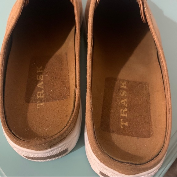 NWOT Trask Lindy Mule Sneaker - Picture 10 of 10
